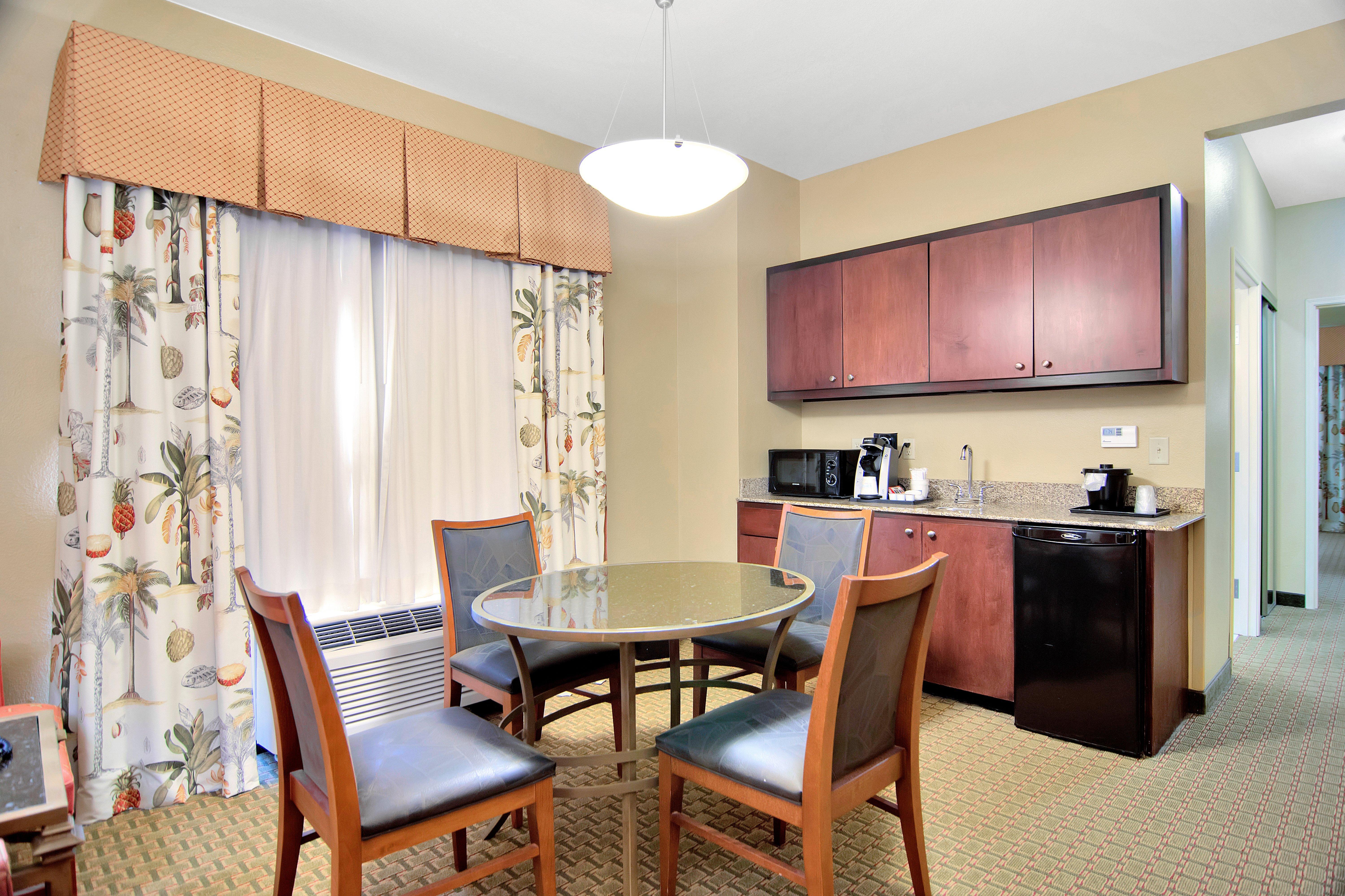 Holiday Inn Express Hotel & Suites Dfw West - Hurst By Ihg Exterior foto